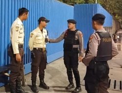 Patroli Jalan Kaki Polres Pelabuhan Tanjung Priok Perkuat Keamanan di Sejumlah Kawasan Pelabuhan