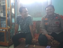 Jaga Silaturahmi, Bhabinkamtibmas Polsek Gunungkencana Polres Lebak Laksanakan Giat Sambang di Desa Gunungkencana 