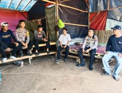 Kapolsek Cimarga Polres Lebak Sambangi Tokoh Masyarakat Girimukti Memperkuat Sinergi Jaga Kamtibmas