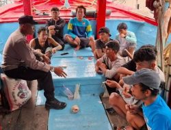 Polres Pelabuhan Tanjung Priok Tingkatkan Harkamtibmas, Polisi Sambangi ABK di Pelabuhan Muara Angke