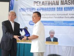 Bupati Dian Tegaskan : Guru Harus Unggul Karakter Serta Mampu Beradaptasi Hadapi Era Kecerdasan Buatan (AI)