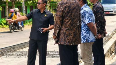 KETUA KOMISI III DPRD MAJALENGKA TINJAU LANGSUNG PROYEK JALAN TALAGA–SUKAMANTRI