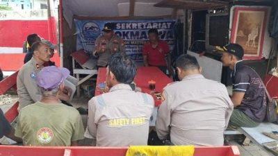 Polsek Kawasan Kalibaru Gelar Jaga Jakarta On The Spot, Ajak Nelayan Bersinergi Jaga Kamtibmas