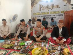 Kapolsek Cimarga Polres Lebak Hadiri Pengajian Ulama Umaro Tingkat Desa Di Desa Tambak Cimarga