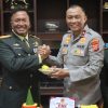 Sambangi Makorem di HUT TNI ke-81, Wakapolda Banten Perkuat Sinergi TNI-Polri