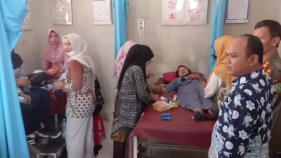 Dugaan Keracunan MBG: Puluhan Siswa siswi  SMAN 1 Tukdana 