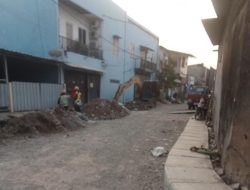 Proyek Sudin Perumahan Rakyat dan pemukiman di RW. 22 kelapa gading Barat Program Gubernur DKI Dilaksanakan Dengan Baik 