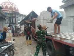 TMMD KE-130 TAHUN 2026, TNI-POLRI GOTONG ROYONG BONGKAR RUMAH TIDAK LAYAK HUNI MILIK WARGA CIBENGKUNG