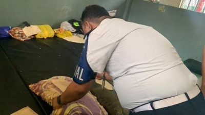 Rutan Surabaya Sisir Blok Hunian Warga Binaan, Cegah HP Ilegal hingga Narkoba