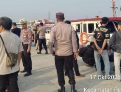 Polres Pelabuhan Tanjung Priok Laksanakan Pengamanan dan Pelayanan Wisatawan di Dermaga Kali Adem Menuju Kepulauan Seribu