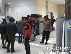 Polres Pelabuhan Tanjung Priok Laksanakan Pelayanan dan Pengamanan Debarkasi 554 Penumpang KM Ciremai dari Surabaya