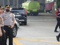 Kapolres Pelabuhan Tanjung Priok Turun Langsung Atur Lalu Lintas, Pastikan Aktivitas Masyarakat Berjalan Lancar