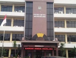 Disekap Selama Kurang Lebih 5 Jam, Ernest dan Rossi Membuat Laporan Polisi (LP) di Polres Metro Jakarta Selatan